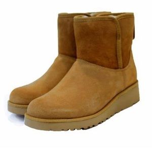 UGG Kristen Slim Boot Chestnut W8